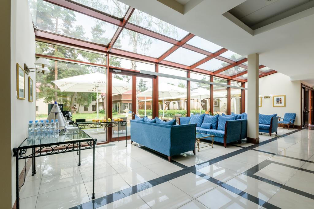 Park Rekreacyjno-Biznesowy Las Woda Wilga Ngoại thất bức ảnh